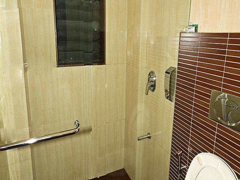 Chateau Windsor Hotel - Marine Drive Bombaj Zewnętrze zdjęcie