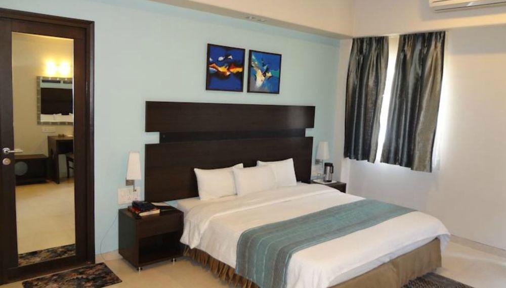 Chateau Windsor Hotel - Marine Drive Bombaj Zewnętrze zdjęcie